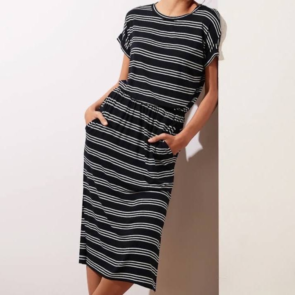 NWOT Banana Republic Striped T Shirt Dress